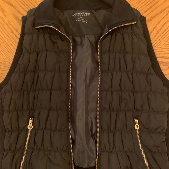 Calvin Klein puffy vest 0x (14w) - Picture 3 of 3